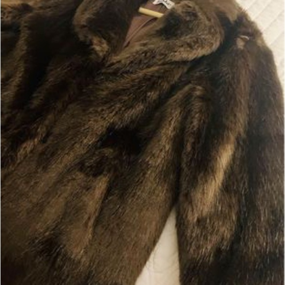 Fabulous Faux Fur Coat - looks like Mink